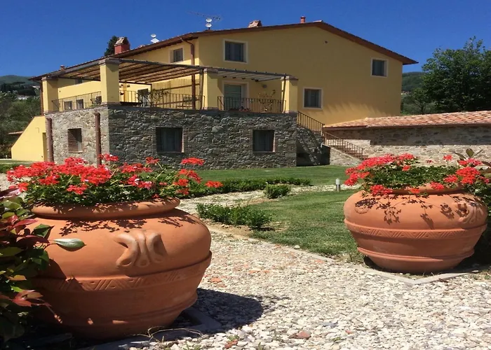 In Tuscany With Pool And Lucca Views San Gennaro (Lucca)
