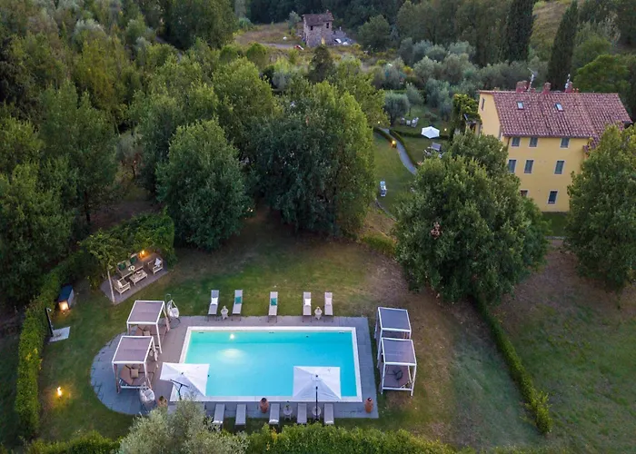 In Tuscany With Pool And Lucca Views Σπίτι διακοπών *