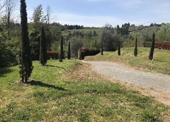 In Tuscany With Pool And Lucca Views *