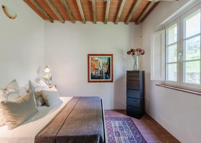 In Tuscany With Pool And Lucca Views Σπίτι διακοπών
